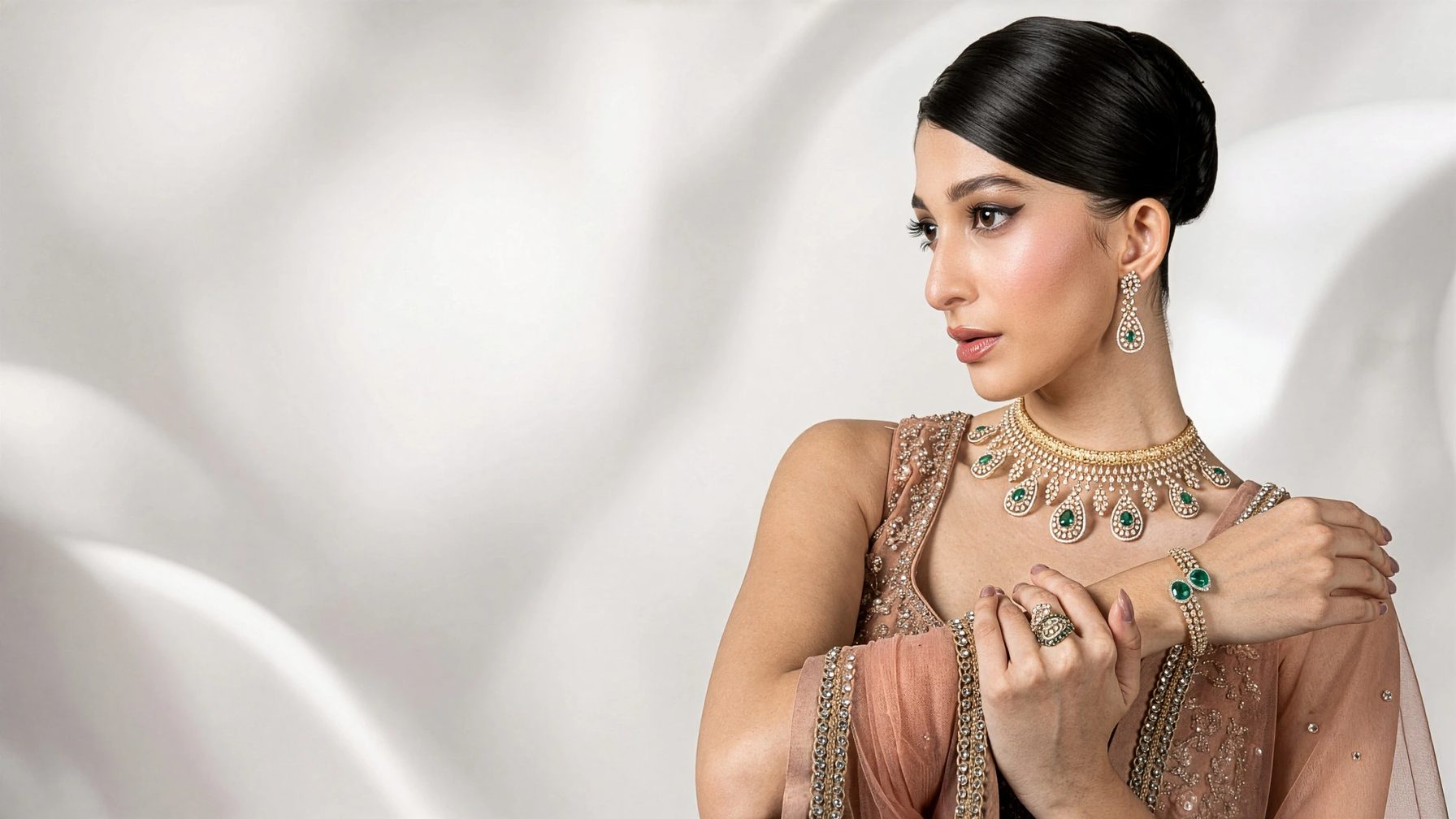 Dulhan Emerald Fringe Necklace view 2